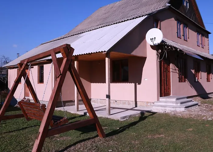магія гір Guest house Mykulychyn