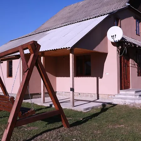 магія гір Casa de hóspedes Mykulychyn